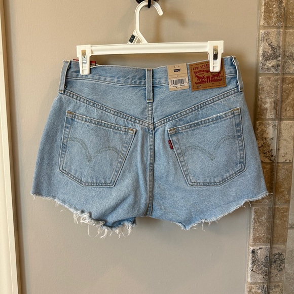 LEVI’S 501 Shorts NWT - Picture 2 of 6